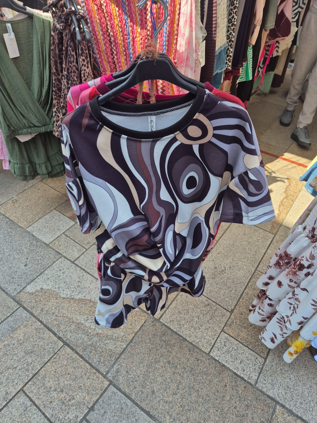 Swirly Tshirt Set One Size