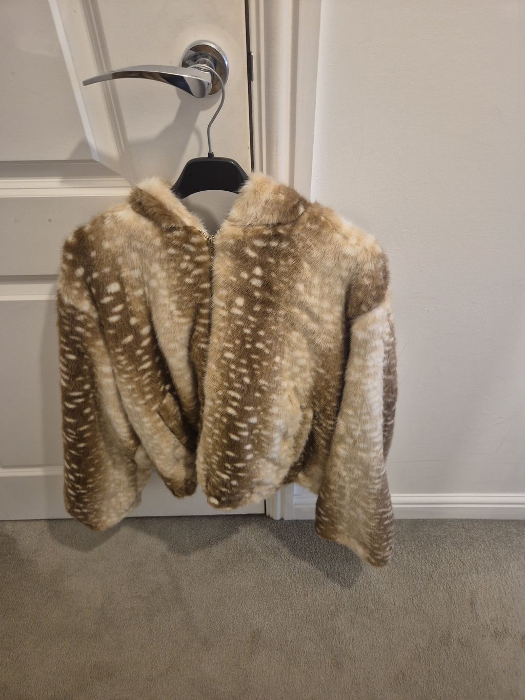 Faux Fur Jacket with Hood l/xl 12-14