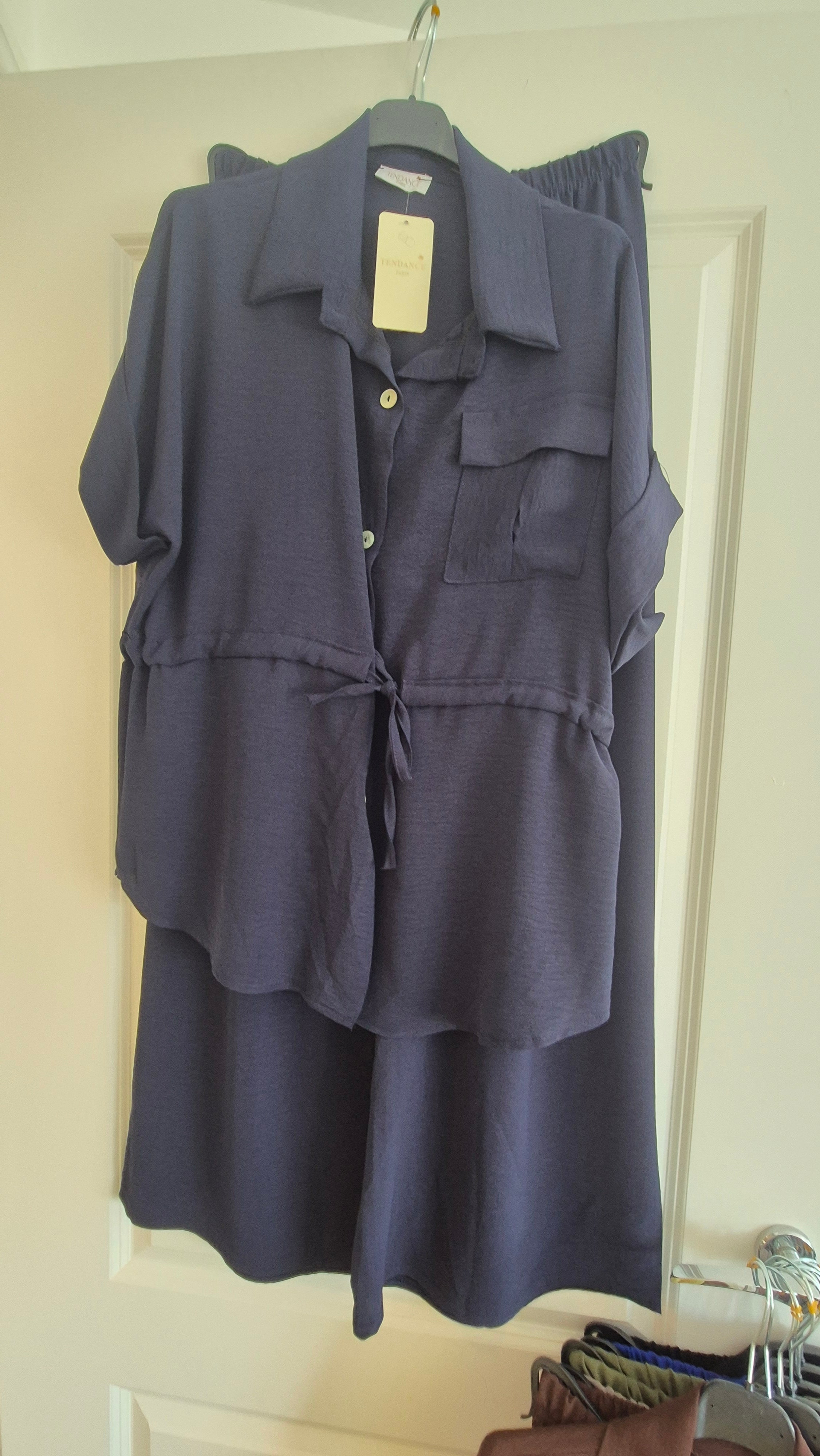 Stephanie Set One Size Was £20 now £15 no returns on sale items