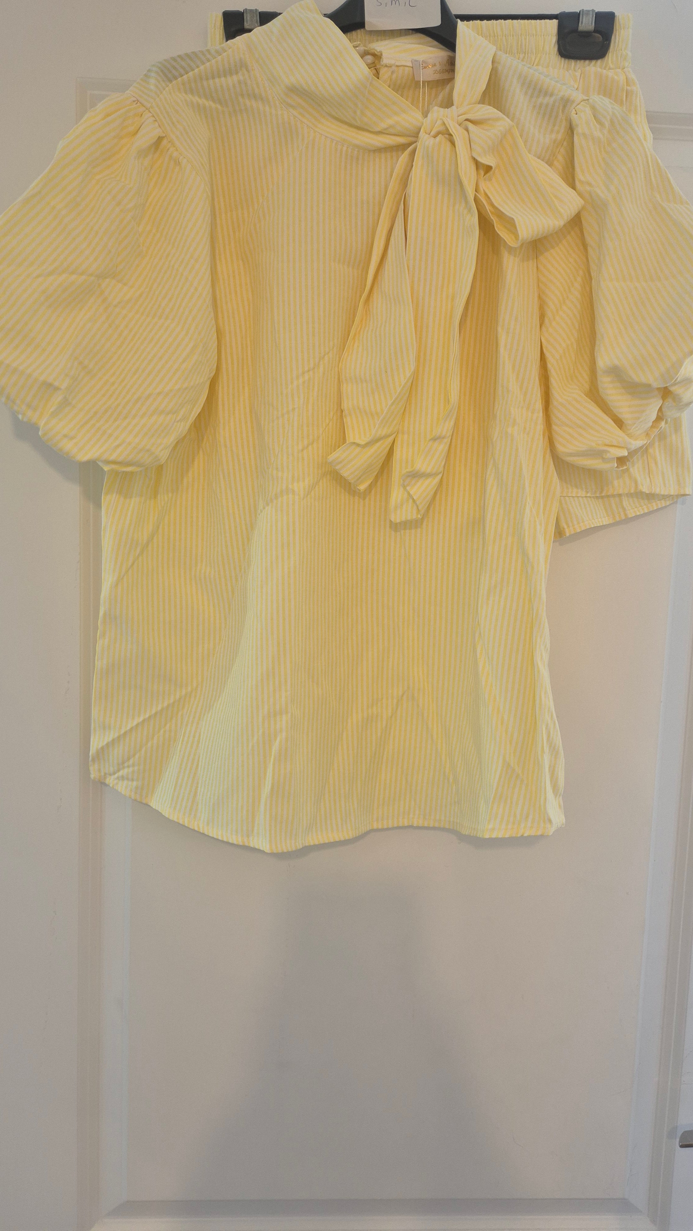 Elsie Short Set Lemon qas £25 now £15 no returns on sale items