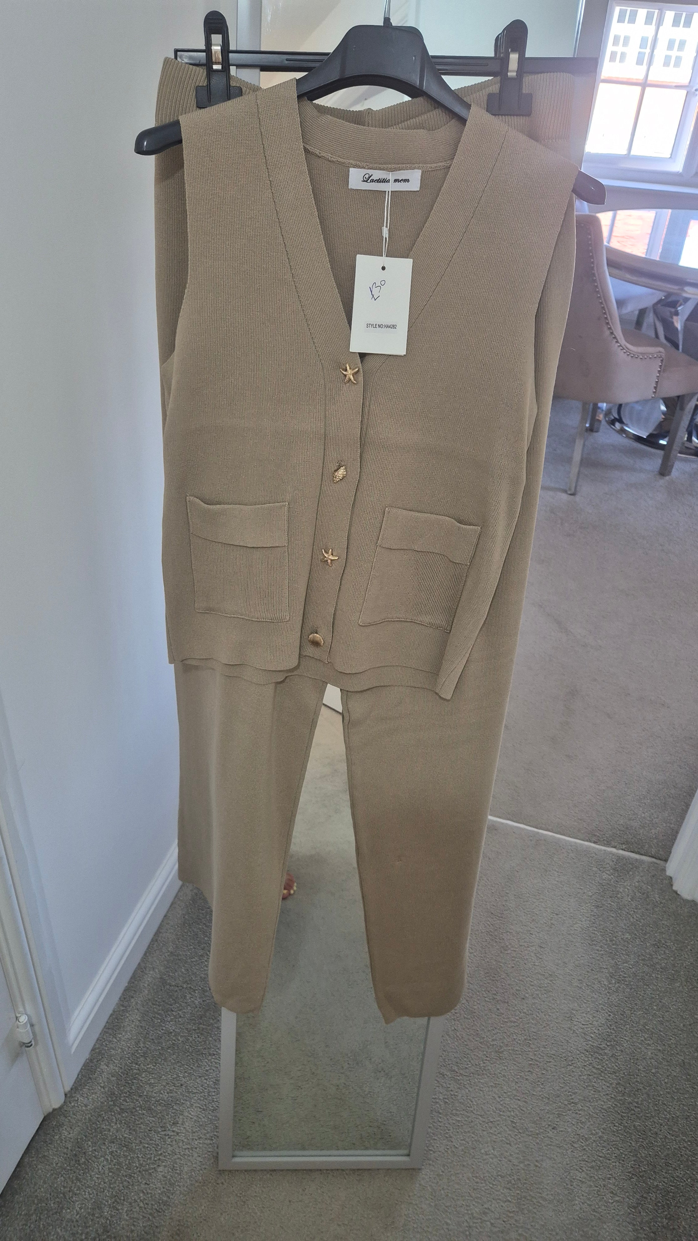 Shell 2 Piece Set One Size Various Colours