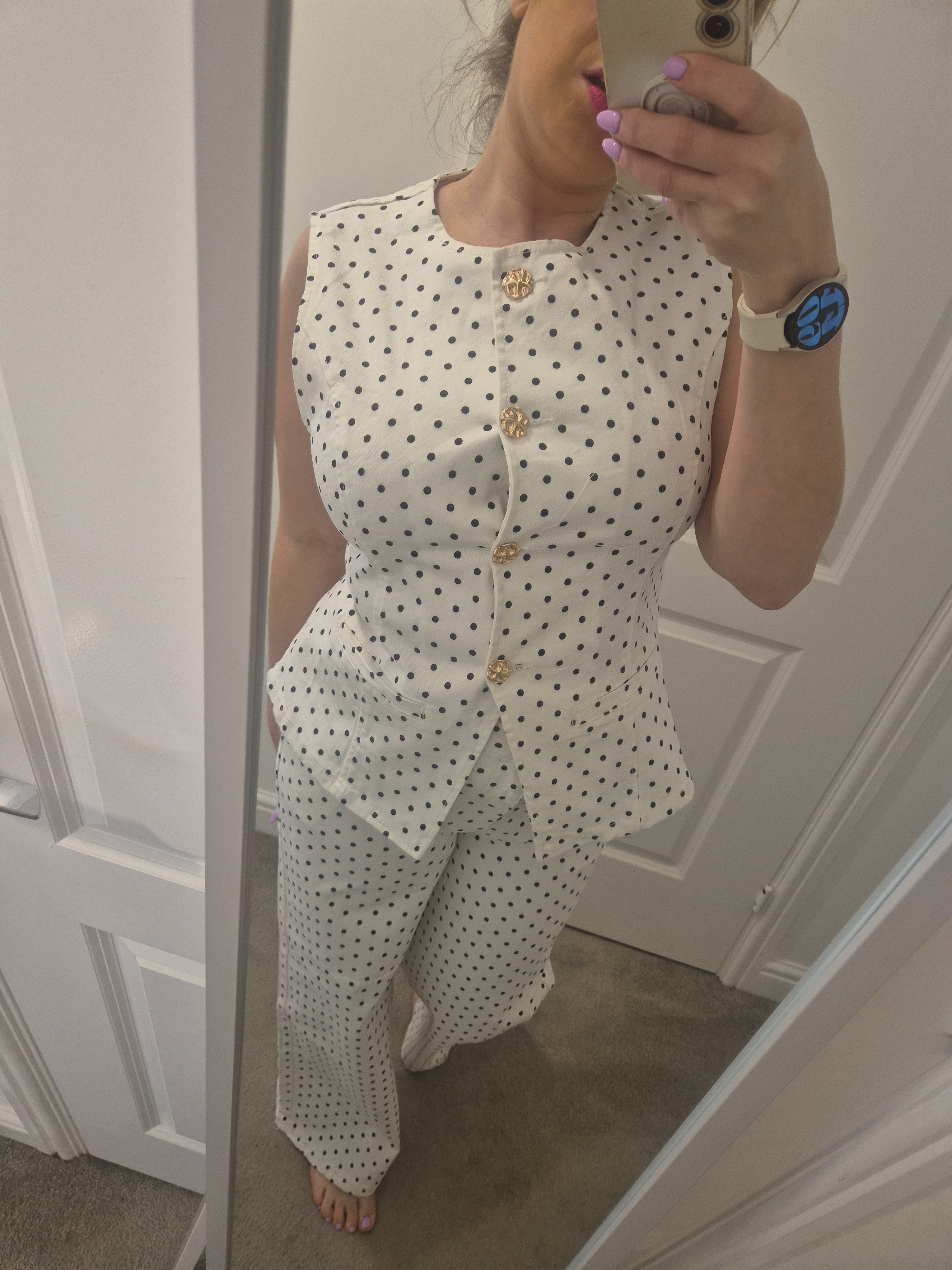 Polka Dot Jeans Outfit