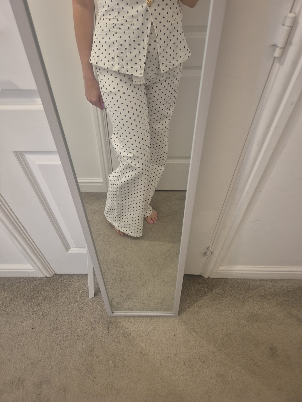 Polka Dot Jeans Outfit