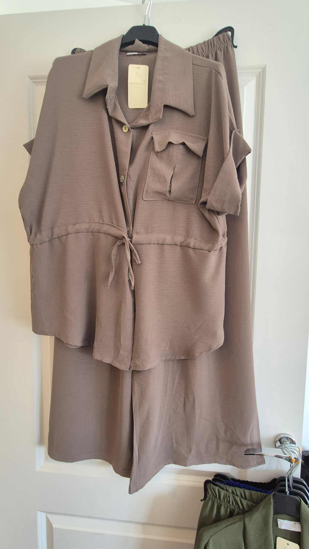 Stephanie Set One Size Was £20 now £15 no returns on sale items