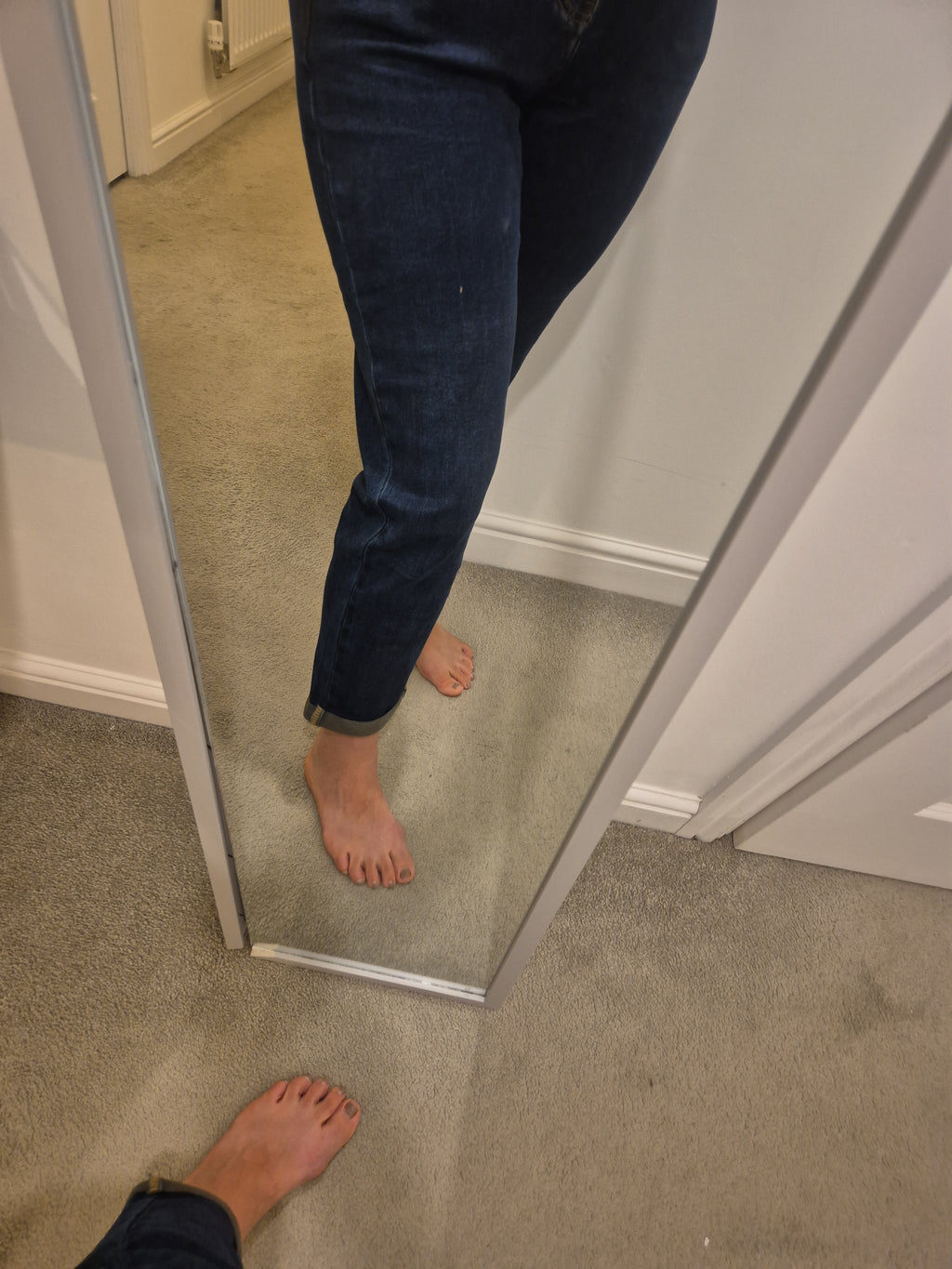 Mom Jean Dark Wash