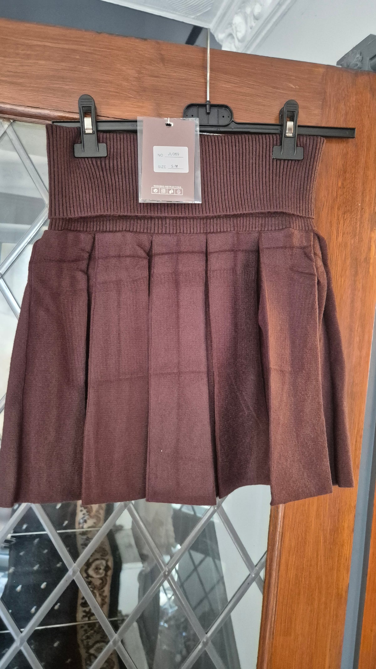 High Waisted Skater Skirt m/l
