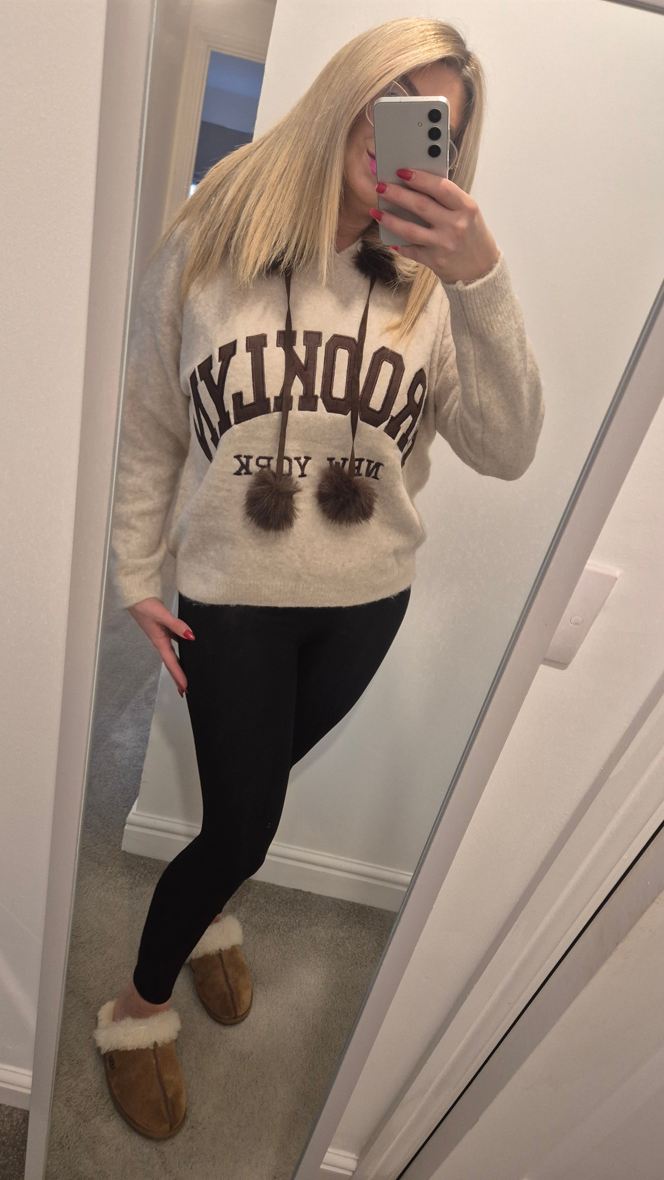 Brooklyn Pom Pom One Size Various Colours