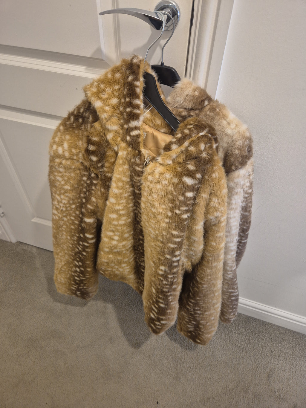 Faux Fur Jacket with Hood l/xl 12-14