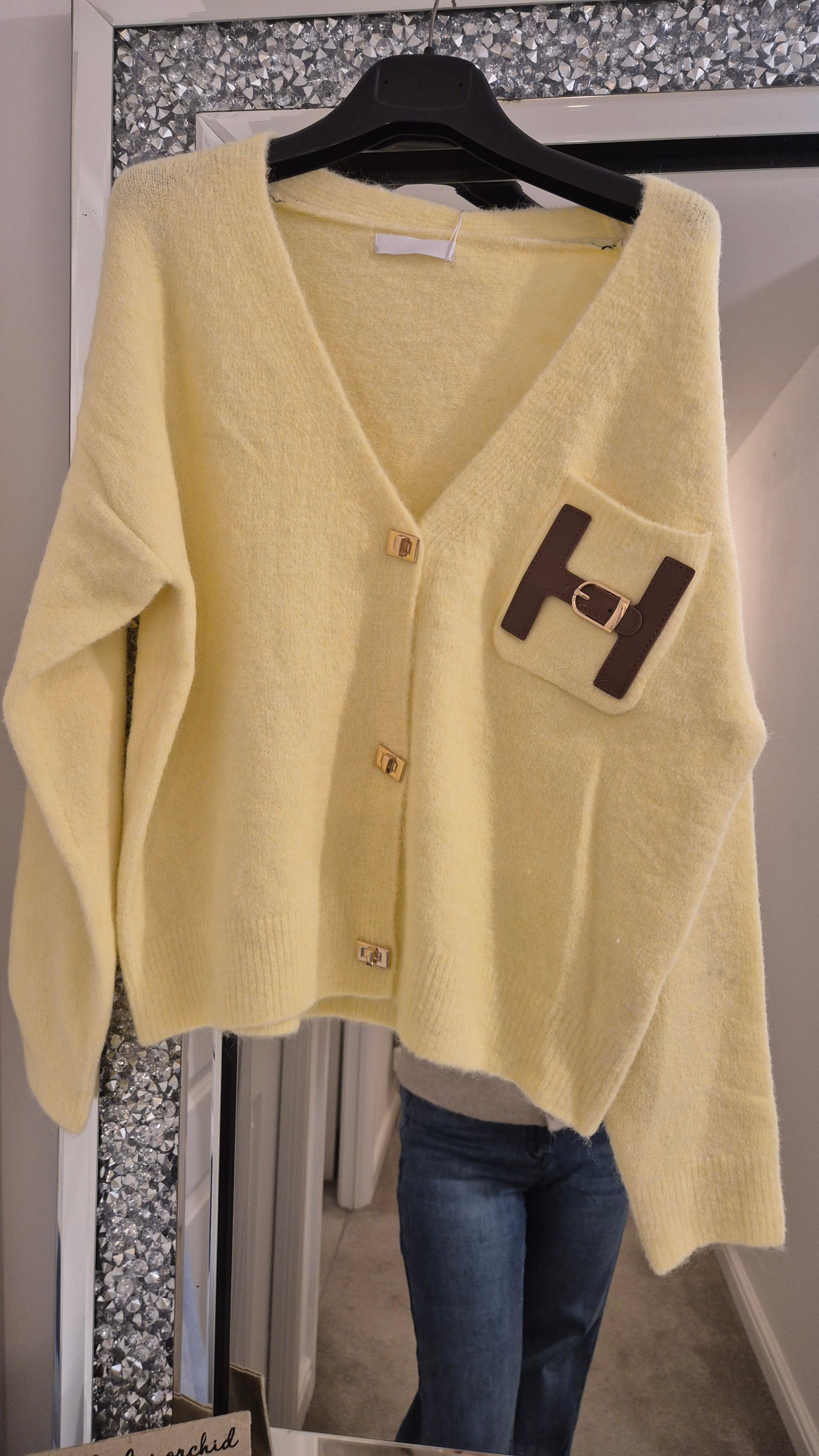 H Cardigan One Size